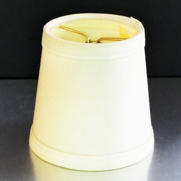 Small Accent Lamp Hollywood Regency Influence MCM Look Metal Decorative Works - Picture 9 of 11